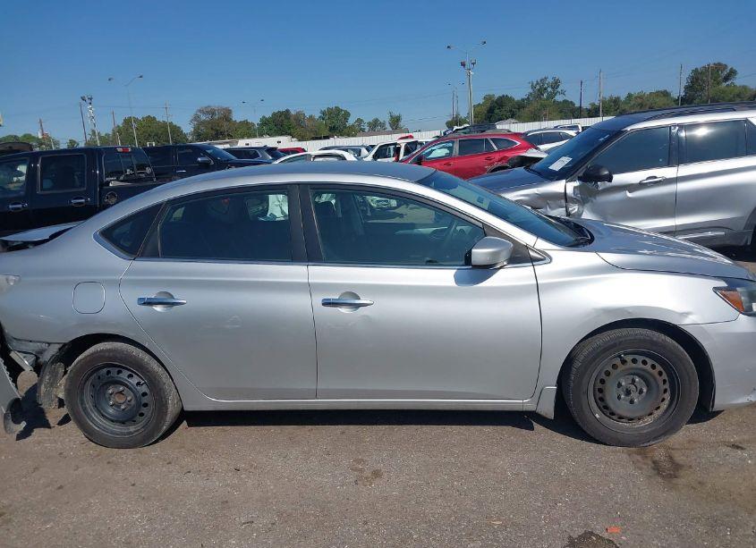 Photo 13 of 2016 Nissan Sentra S (VIN 3N1AB7AP8GY243061)