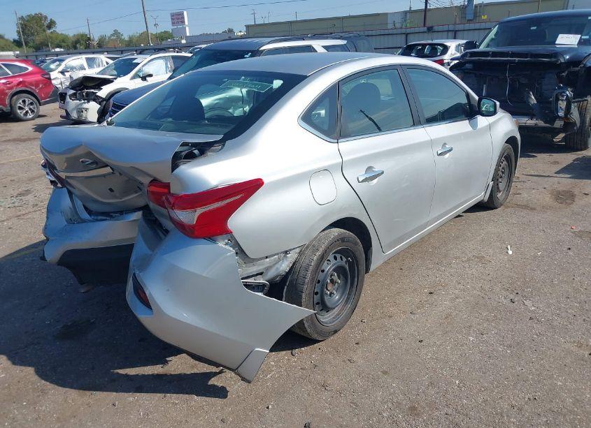 Photo 4 of 2016 Nissan Sentra S (VIN 3N1AB7AP8GY243061)