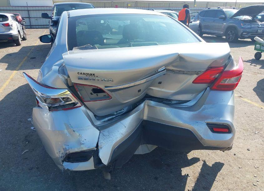 Photo 6 of 2016 Nissan Sentra S (VIN 3N1AB7AP8GY243061)