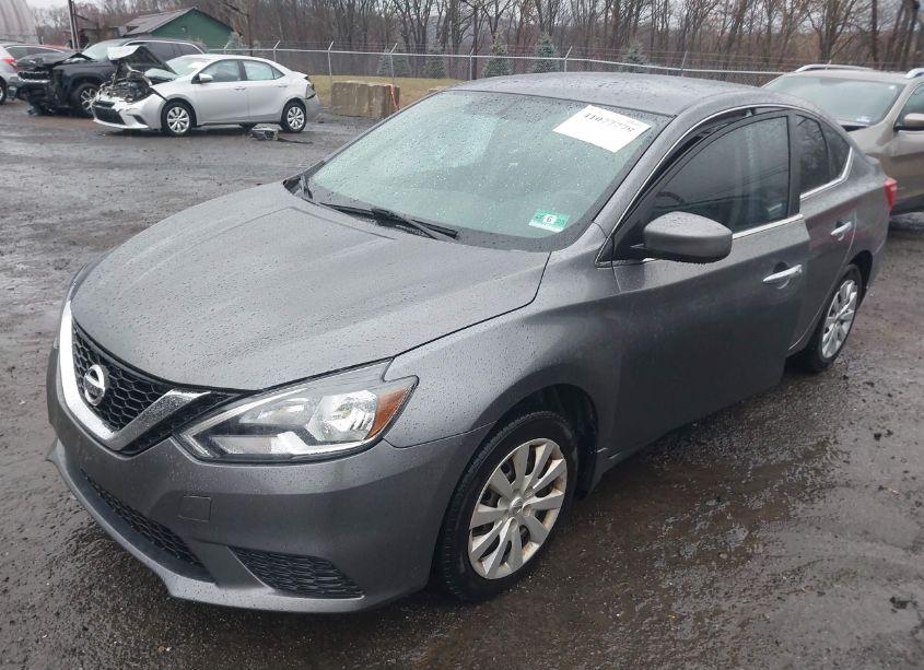 Photo 2 of 2016 Nissan Sentra SV (VIN 3N1AB7AP8GY243948)