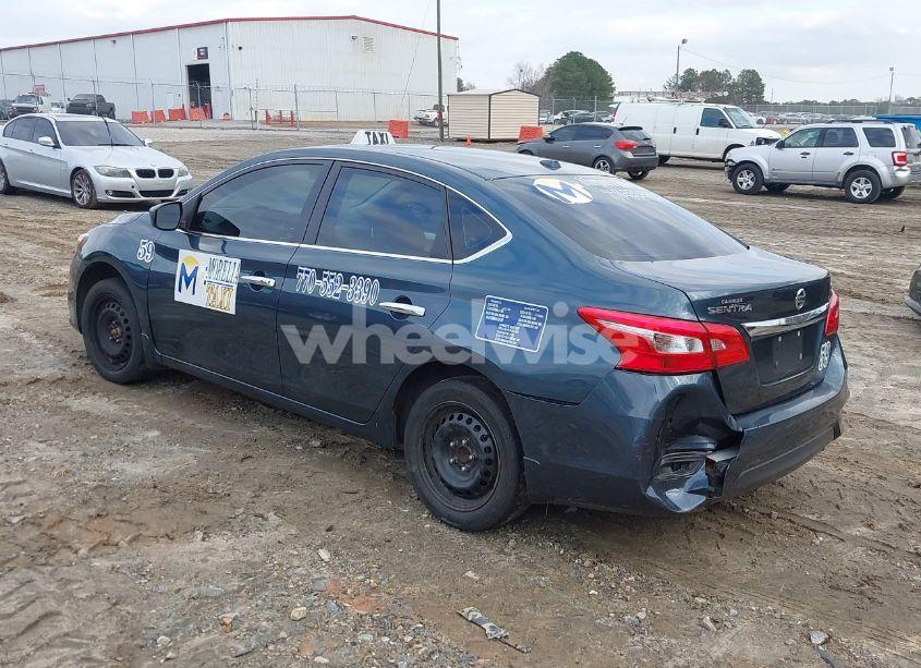 Photo 3 of 2016 Nissan Sentra SV (VIN 3N1AB7AP8GY253847)