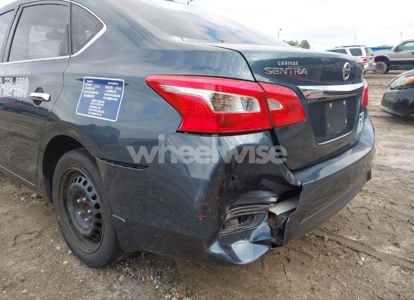 Photo 6 of 2016 Nissan Sentra SV (VIN 3N1AB7AP8GY253847)