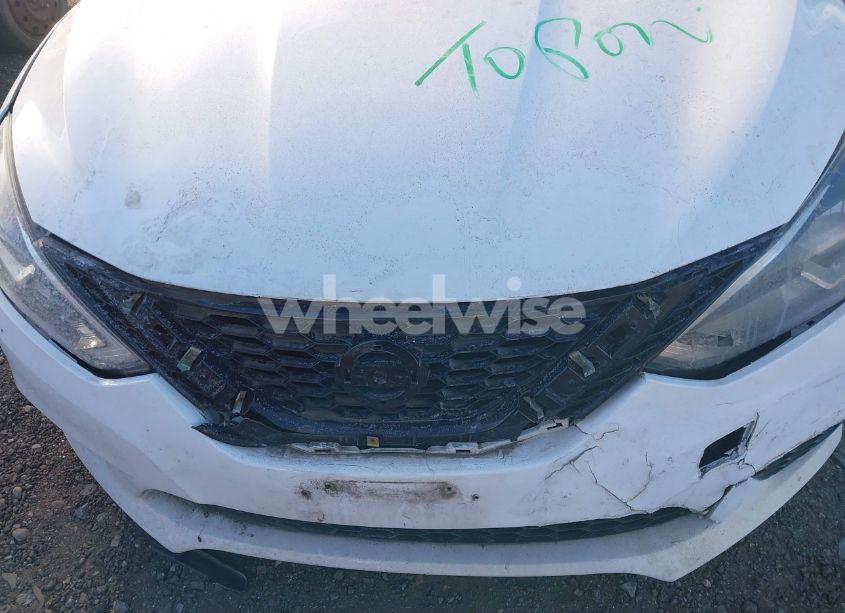 Photo 10 of 2016 Nissan Sentra S (VIN 3N1AB7AP8GY261608)