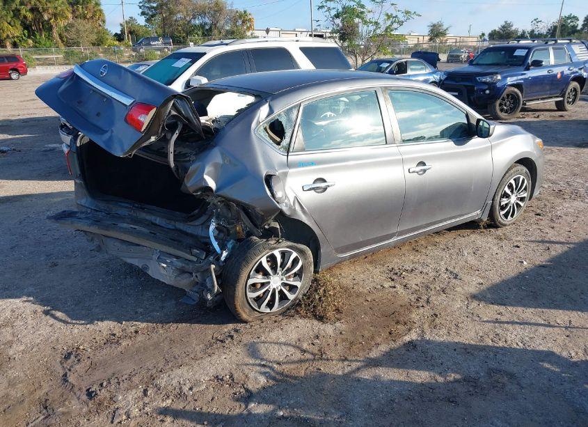 Photo 4 of 2016 Nissan Sentra S (VIN 3N1AB7AP8GY296133)