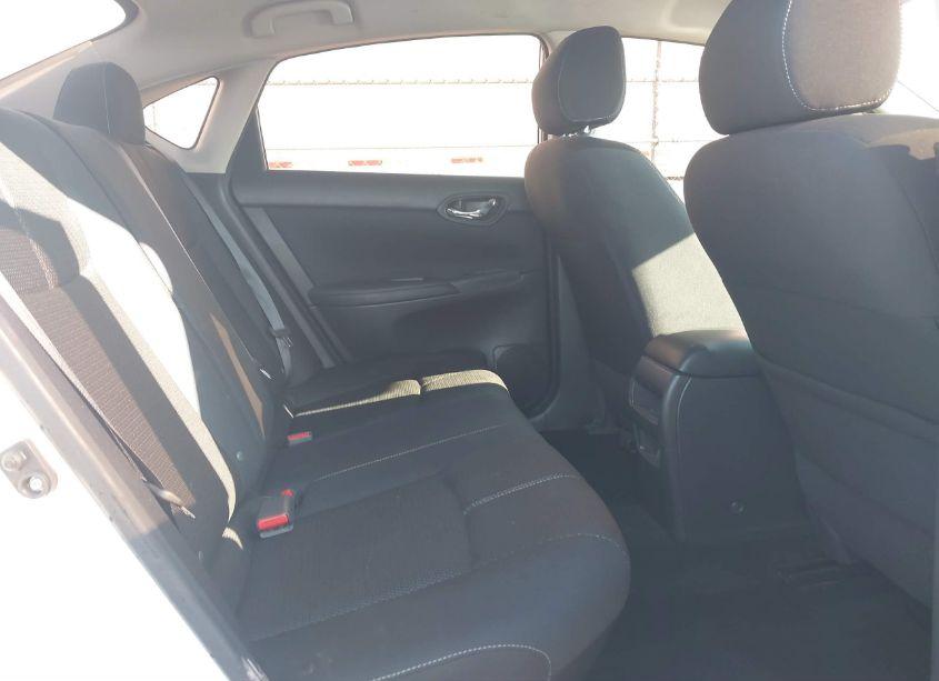 Photo 8 of 2016 Nissan Sentra S (VIN 3N1AB7AP8GY296908)