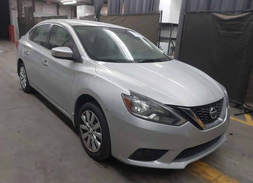 2016 Nissan Sentra S (VIN 3N1AB7AP8GY313125) main photo