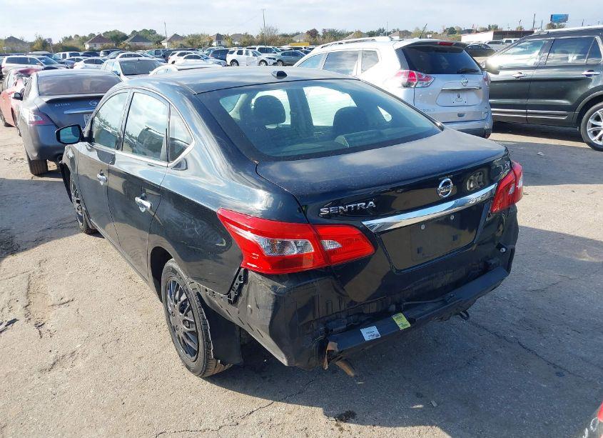 Photo 3 of 2016 Nissan Sentra SV (VIN 3N1AB7AP8GY322617)