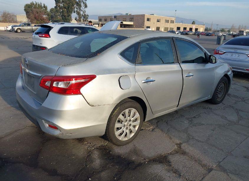 Photo 4 of 2016 Nissan Sentra S (VIN 3N1AB7AP8GY326005)