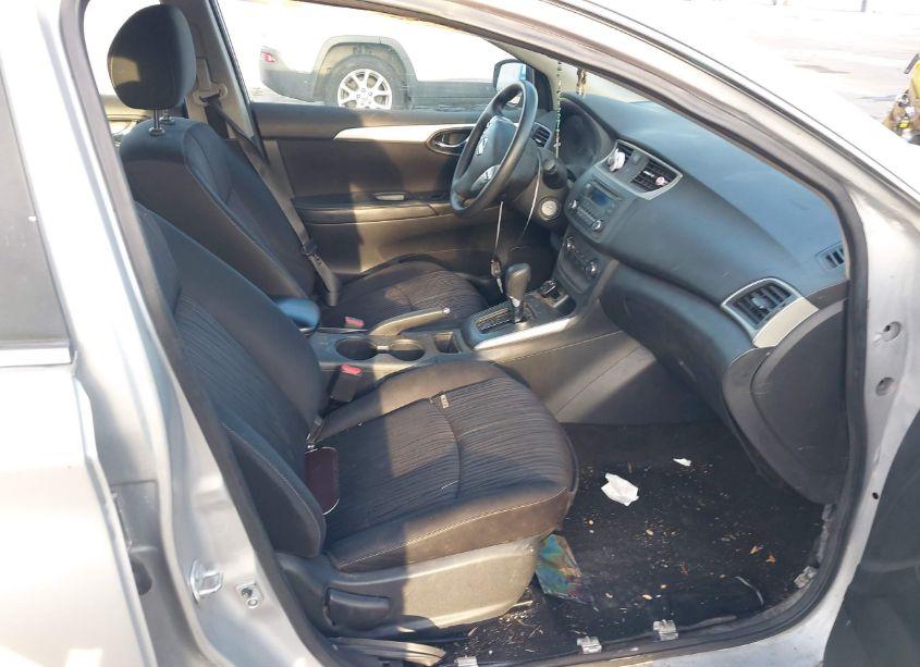 Photo 5 of 2016 Nissan Sentra S (VIN 3N1AB7AP8GY326005)