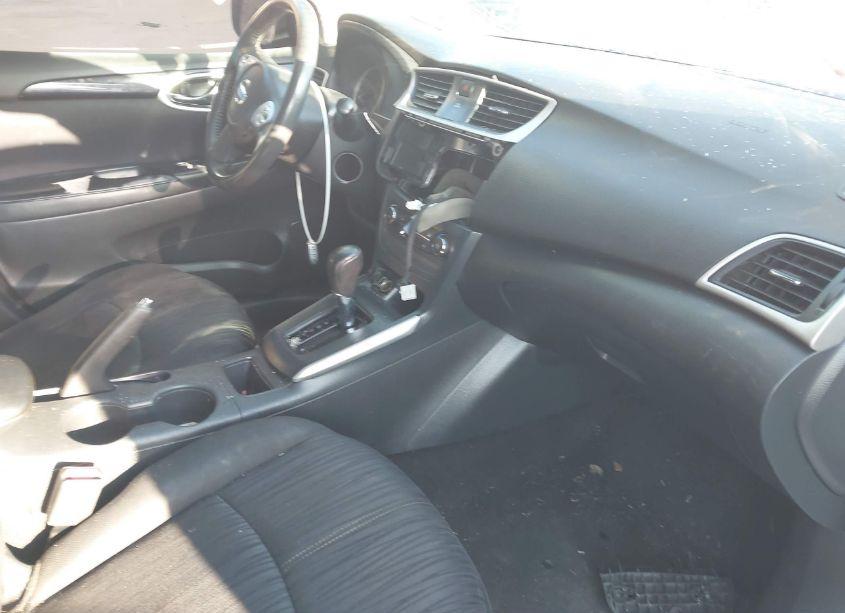 Photo 5 of 2017 Nissan Sentra SV (VIN 3N1AB7AP8HL642860)