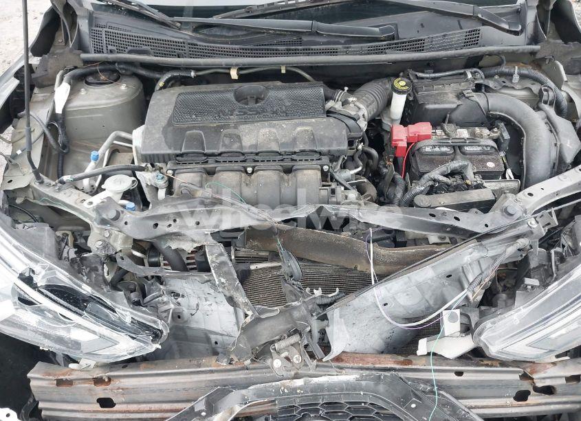 Photo 10 of 2017 Nissan Sentra SV (VIN 3N1AB7AP8HL646407)