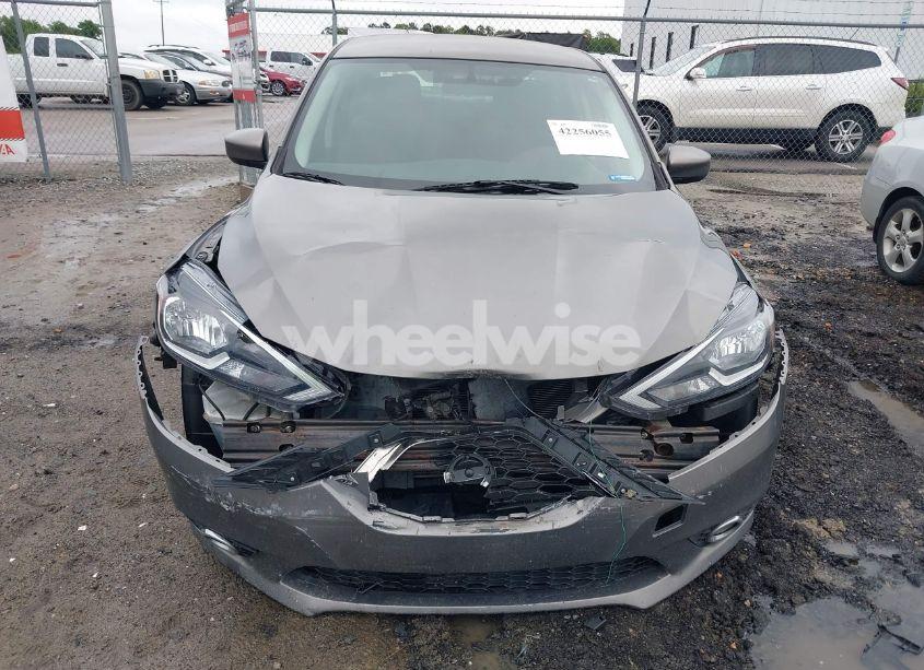 Photo 6 of 2017 Nissan Sentra SV (VIN 3N1AB7AP8HL646407)