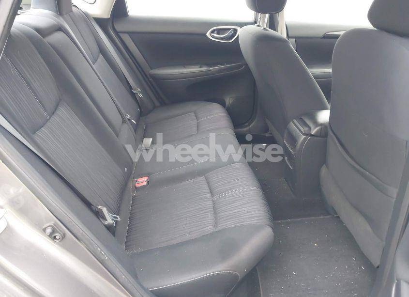 Photo 8 of 2017 Nissan Sentra SV (VIN 3N1AB7AP8HL646407)