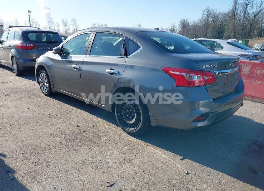 Photo 3 of 2017 Nissan Sentra SV (VIN 3N1AB7AP8HL661134)