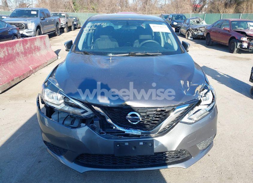 Photo 6 of 2017 Nissan Sentra SV (VIN 3N1AB7AP8HL661134)