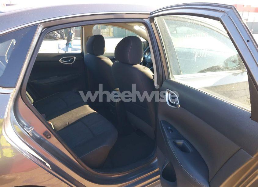 Photo 8 of 2017 Nissan Sentra SV (VIN 3N1AB7AP8HL661134)