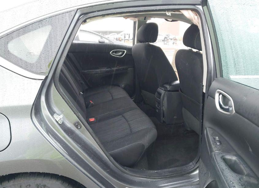 Photo 8 of 2017 Nissan Sentra SV (VIN 3N1AB7AP8HL715757)