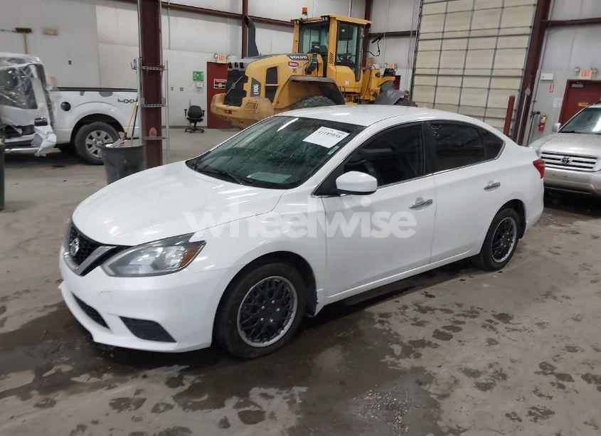 Photo 2 of 2017 Nissan Sentra SV (VIN 3N1AB7AP8HL717332)