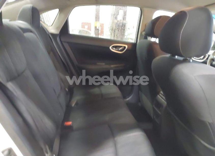 Photo 8 of 2017 Nissan Sentra SV (VIN 3N1AB7AP8HL717332)