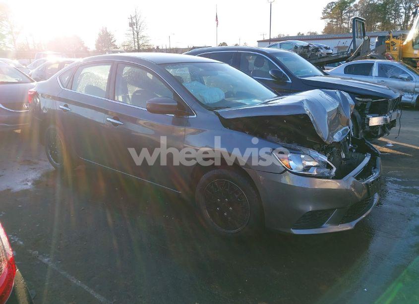 2017 Nissan Sentra SV (VIN 3N1AB7AP8HL721011) main photo