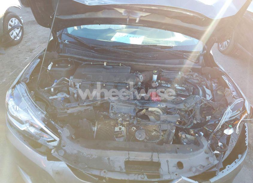 Photo 10 of 2017 Nissan Sentra SV (VIN 3N1AB7AP8HL721011)