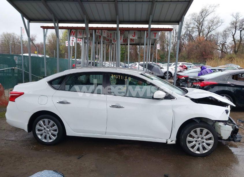 Photo 13 of 2017 Nissan Sentra S (VIN 3N1AB7AP8HY205766)