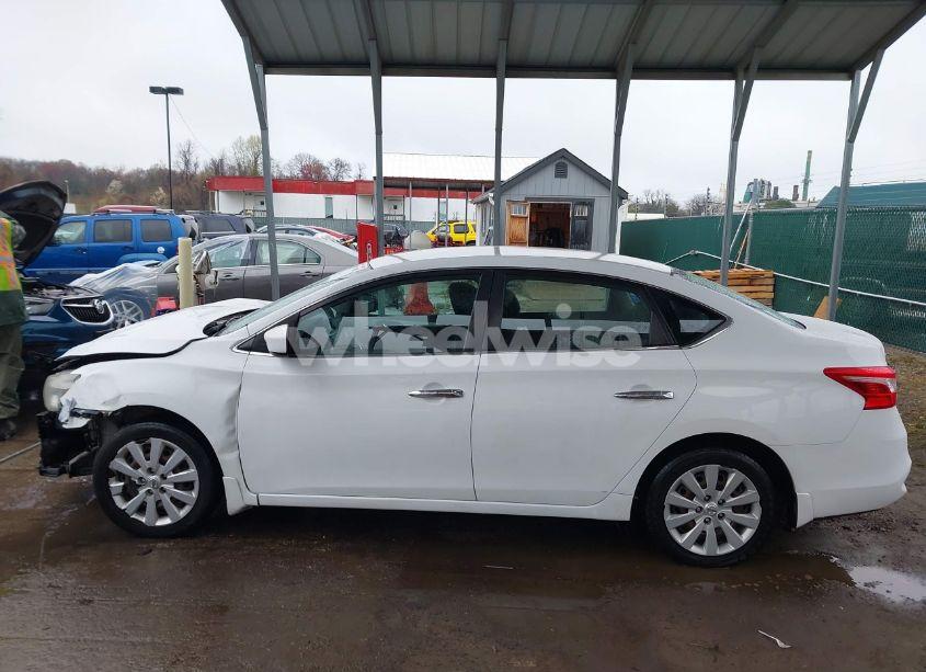 Photo 14 of 2017 Nissan Sentra S (VIN 3N1AB7AP8HY205766)