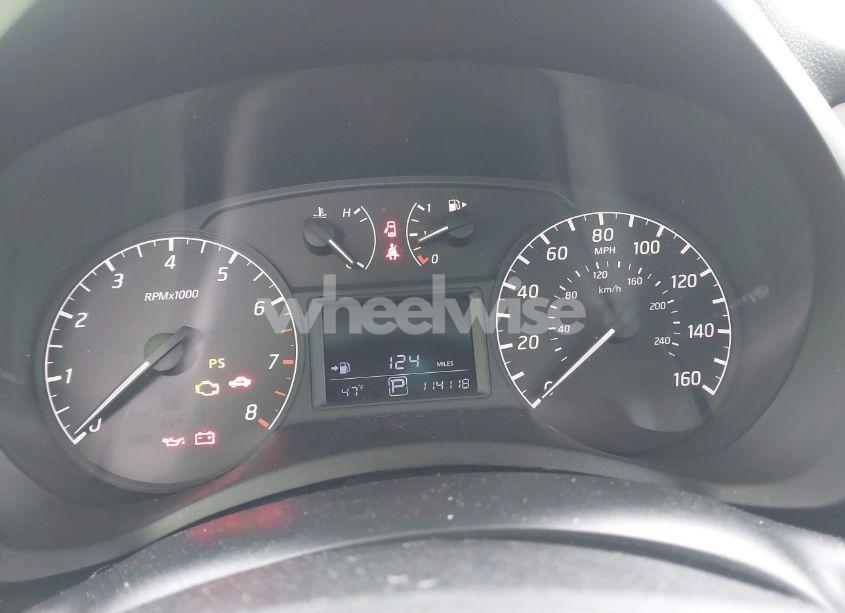 Photo 7 of 2017 Nissan Sentra S (VIN 3N1AB7AP8HY205766)