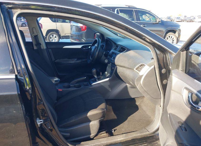 Photo 5 of 2017 Nissan Sentra S (VIN 3N1AB7AP8HY207629)