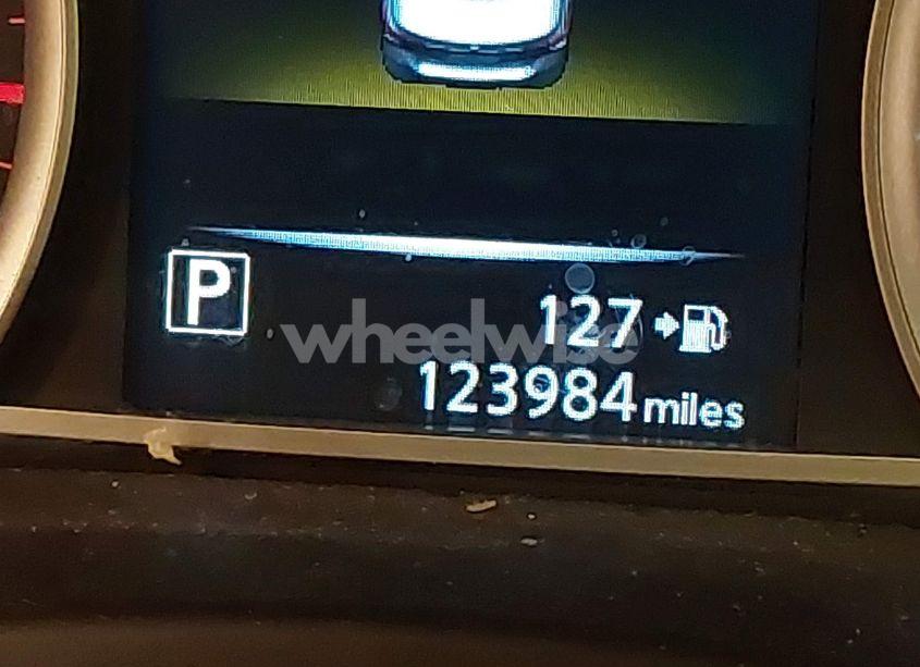 Photo 7 of 2017 Nissan Sentra SV (VIN 3N1AB7AP8HY213978)