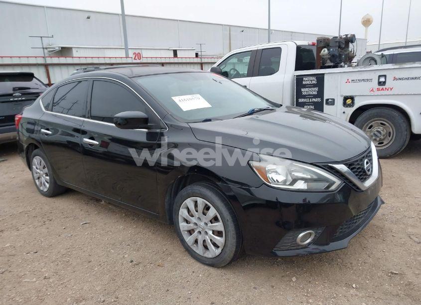 2017 Nissan Sentra S (VIN 3N1AB7AP8HY255048) main photo