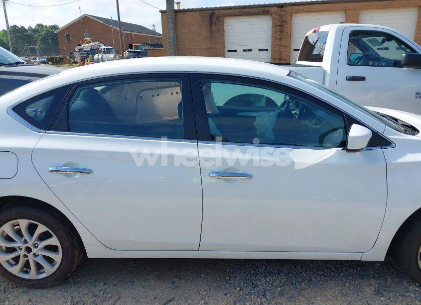 Photo 13 of 2017 Nissan Sentra S (VIN 3N1AB7AP8HY259780)