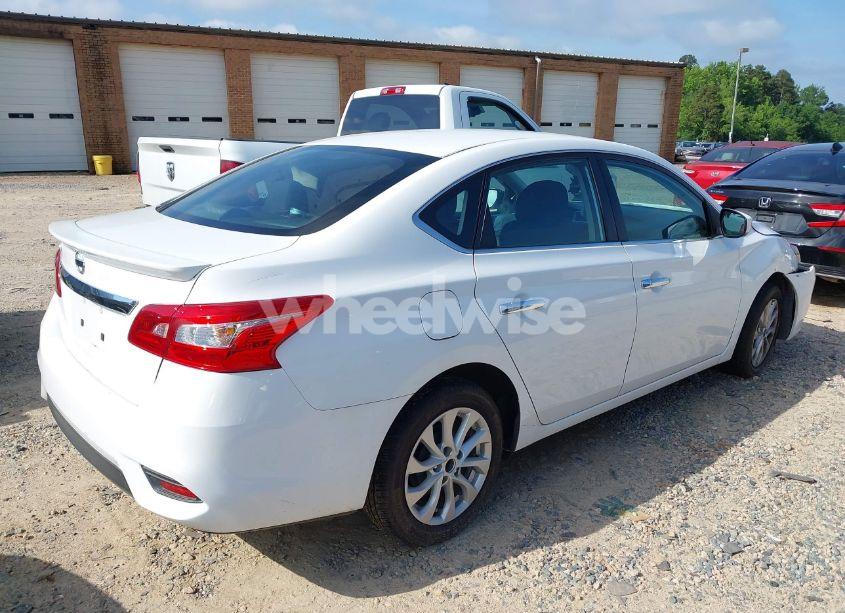 Photo 4 of 2017 Nissan Sentra S (VIN 3N1AB7AP8HY259780)