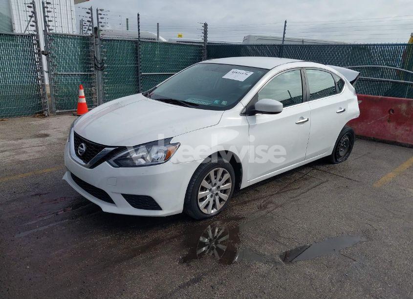 Photo 2 of 2017 Nissan Sentra SV (VIN 3N1AB7AP8HY300313)
