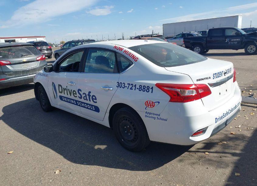 Photo 3 of 2017 Nissan Sentra SV (VIN 3N1AB7AP8HY302367)