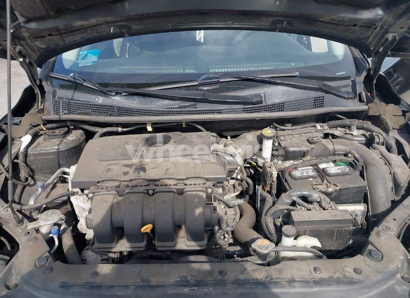 Photo 10 of 2017 Nissan Sentra S (VIN 3N1AB7AP8HY302854)