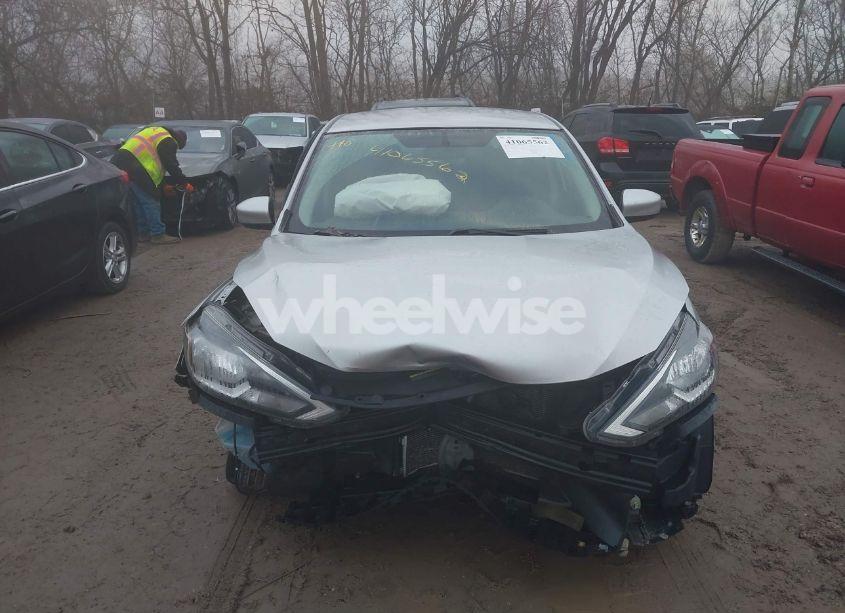 Photo 12 of 2017 Nissan Sentra S (VIN 3N1AB7AP8HY308279)