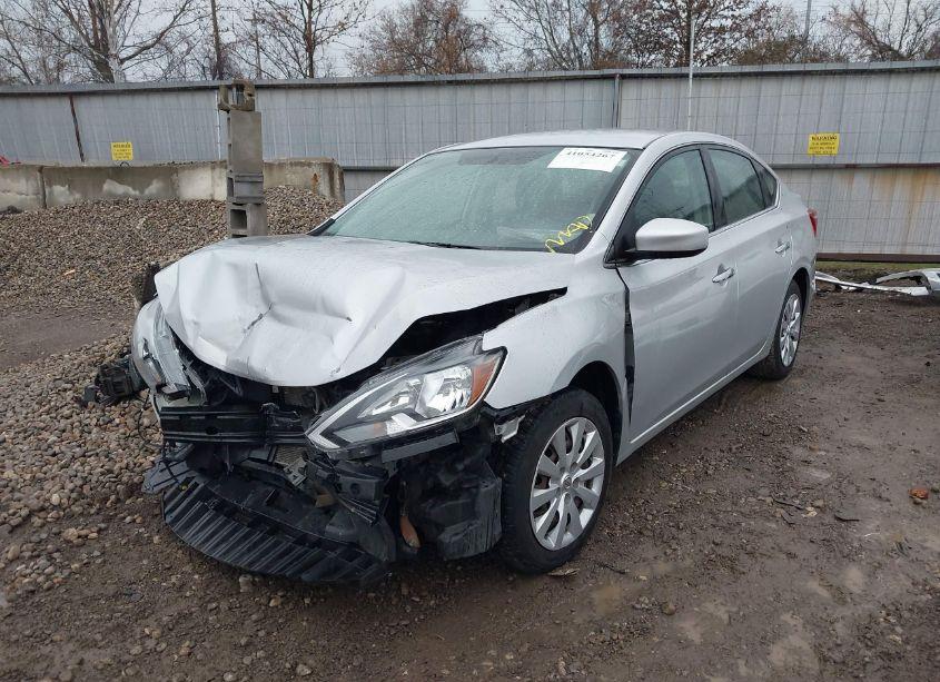Photo 2 of 2017 Nissan Sentra SV (VIN 3N1AB7AP8HY326927)