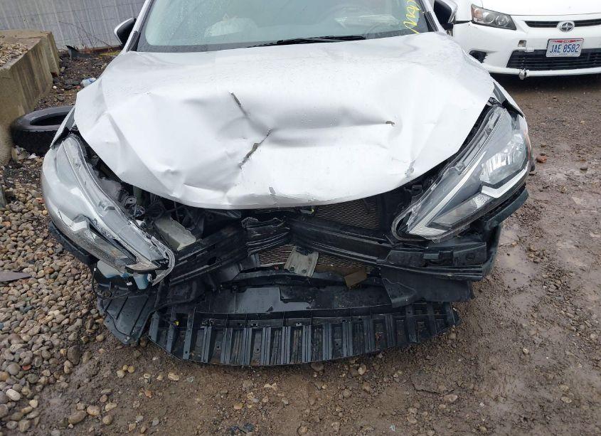 Photo 6 of 2017 Nissan Sentra SV (VIN 3N1AB7AP8HY326927)