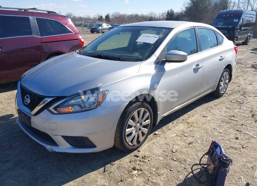Photo 2 of 2017 Nissan Sentra SV (VIN 3N1AB7AP8HY339676)