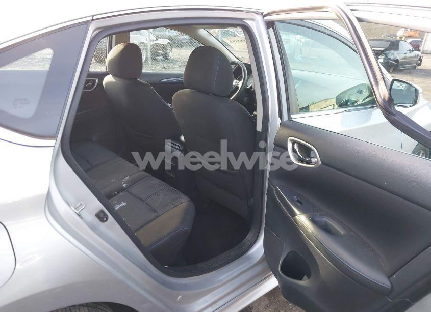 Photo 8 of 2017 Nissan Sentra SR (VIN 3N1AB7AP8HY346269)