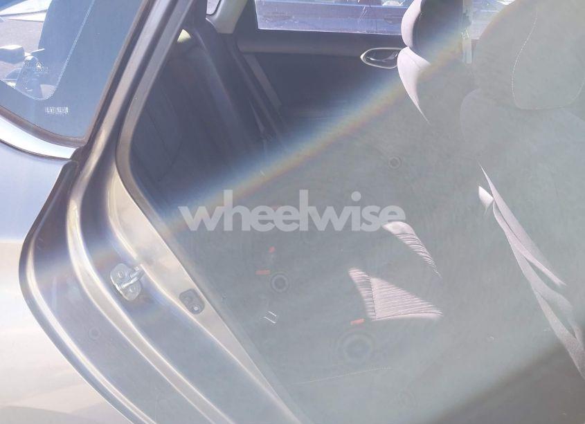 Photo 8 of 2017 Nissan Sentra SV (VIN 3N1AB7AP8HY352492)