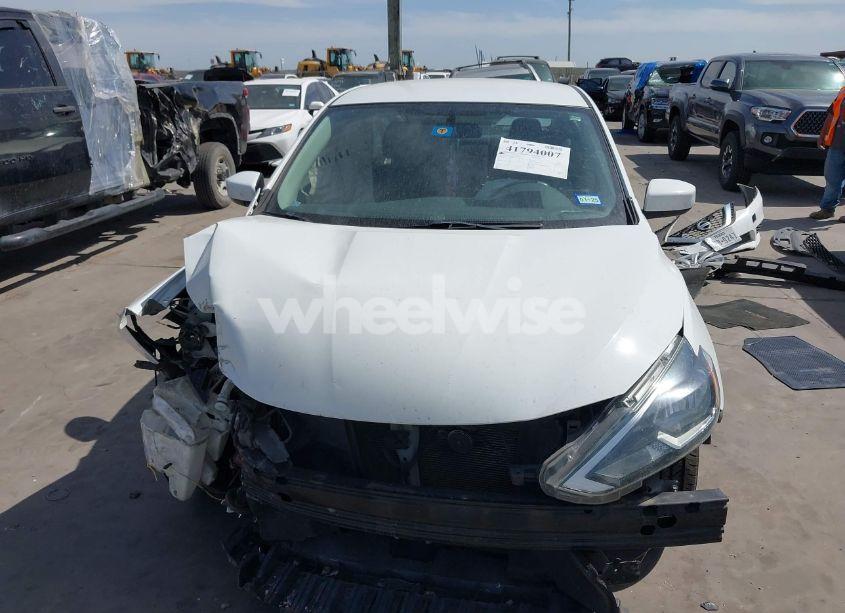 Photo 12 of 2017 Nissan Sentra SV (VIN 3N1AB7AP8HY373908)