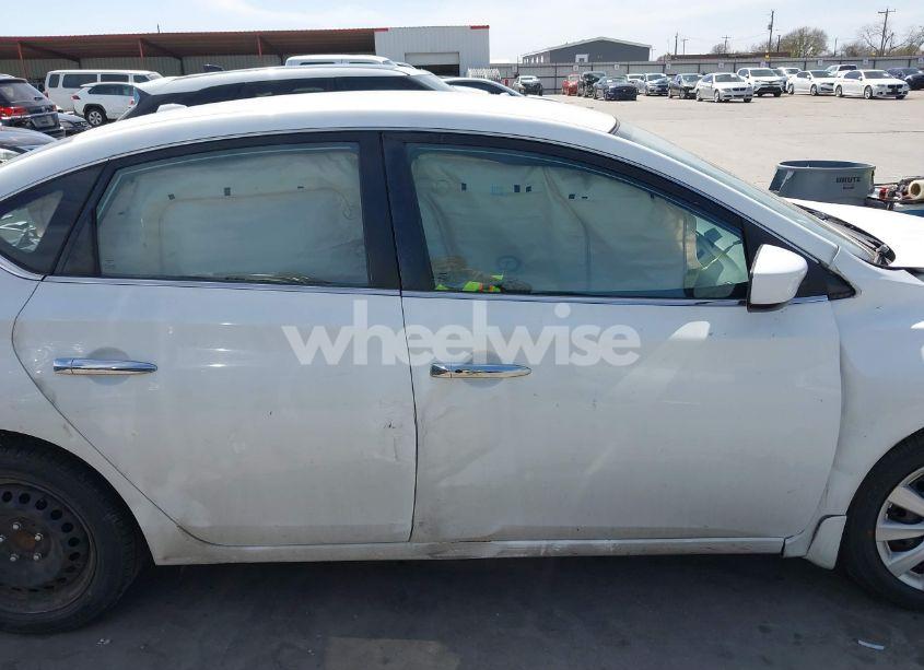 Photo 13 of 2017 Nissan Sentra SV (VIN 3N1AB7AP8HY373908)