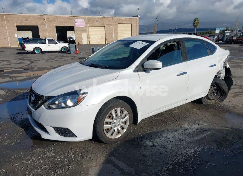 Photo 2 of 2017 Nissan Sentra SV (VIN 3N1AB7AP8HY380986)