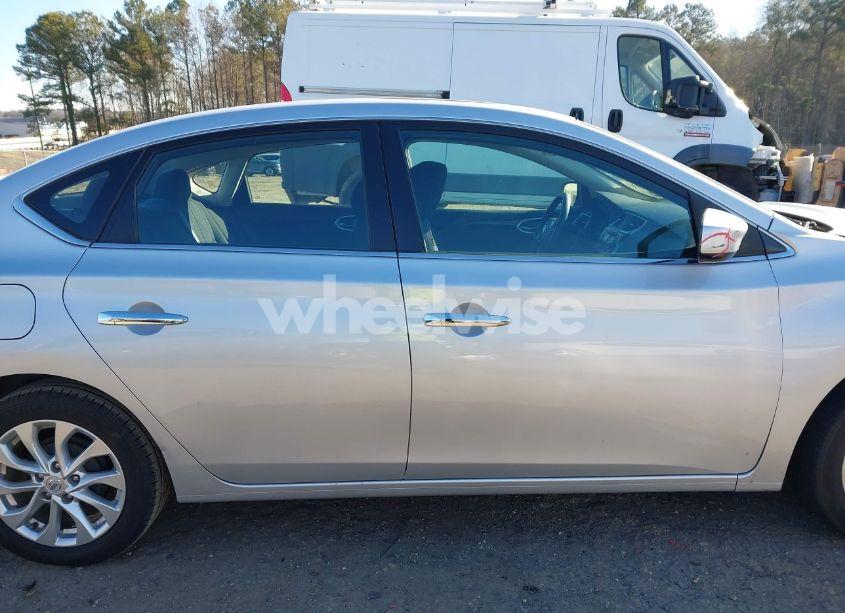 Photo 13 of 2017 Nissan Sentra SV (VIN 3N1AB7AP8HY396332)