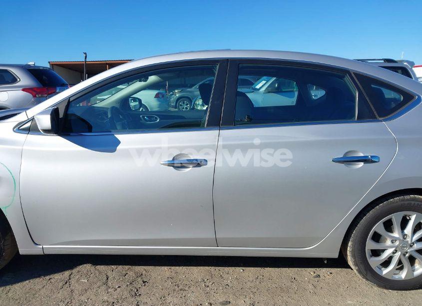 Photo 14 of 2017 Nissan Sentra SV (VIN 3N1AB7AP8HY396332)