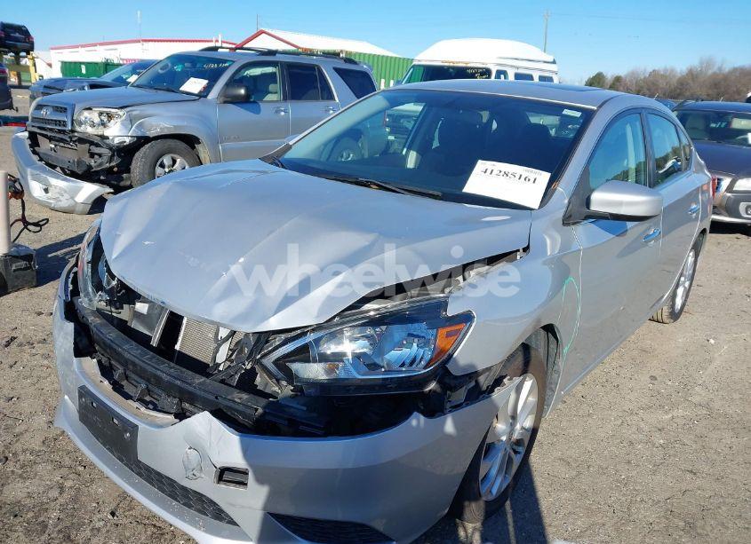 Photo 2 of 2017 Nissan Sentra SV (VIN 3N1AB7AP8HY396332)