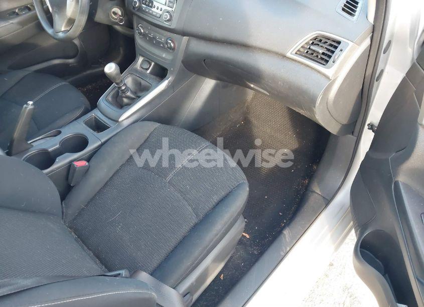 Photo 5 of 2017 Nissan Sentra S (VIN 3N1AB7AP8HY399277)