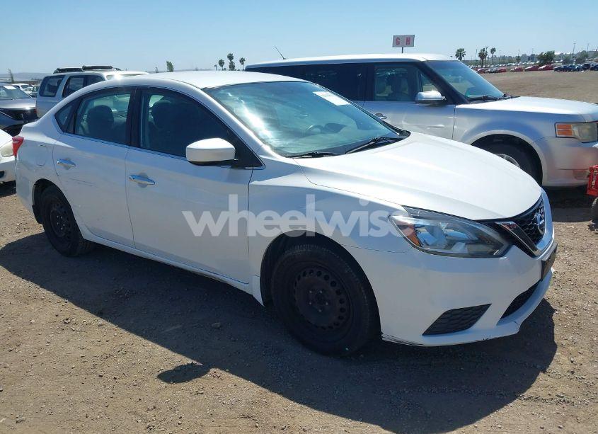 2017 Nissan Sentra SV (VIN 3N1AB7AP8HY401237) main photo